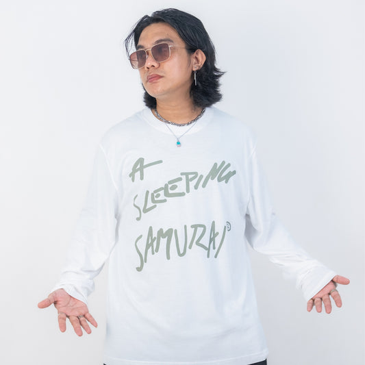 Model wearing white long-sleeve organic cotton T-Shirt front view