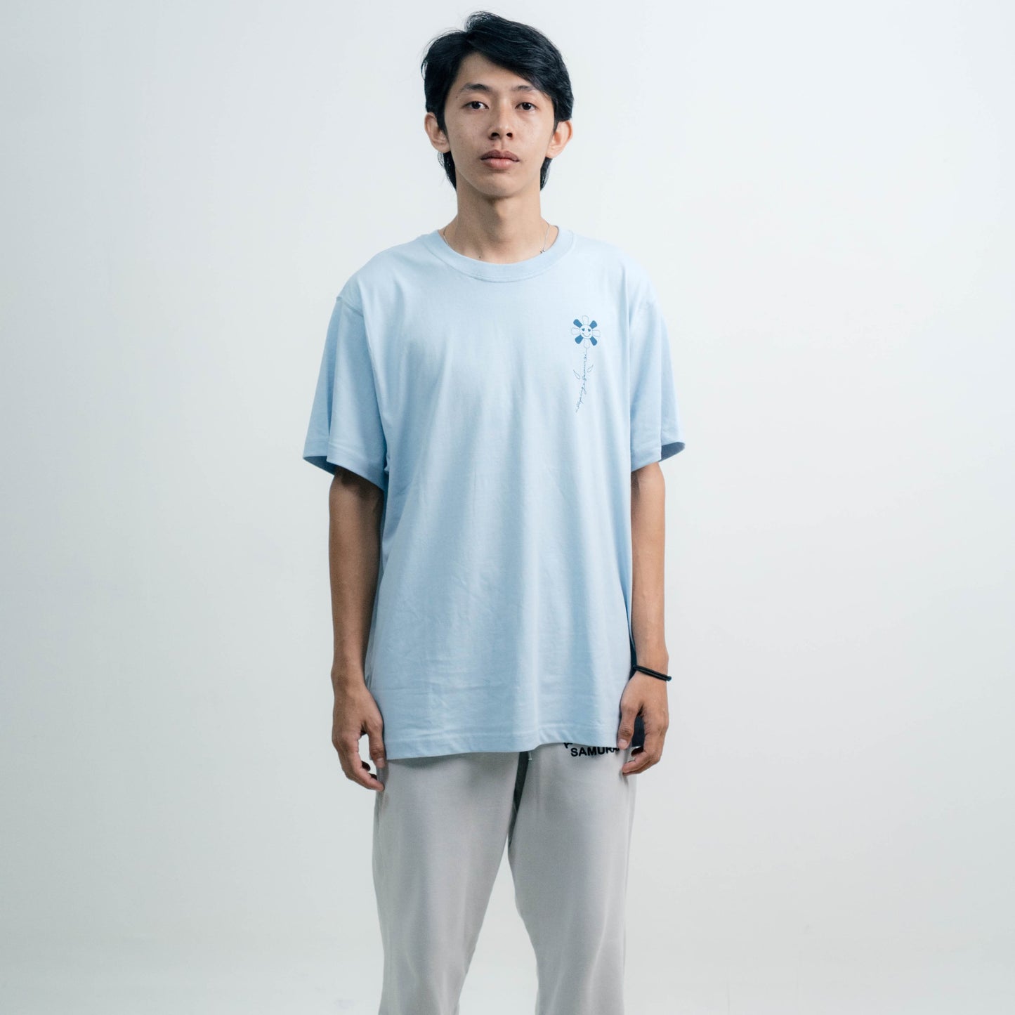 MEN'S HAPPY FLOWERS SHORT-SLEEVE ORGANIC T-SHIRT